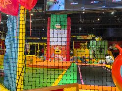 -蹦蹦跳跳(新奥购物中心店)