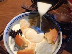 -云海肴·汽锅鸡·云南菜(天山百盛优客店)