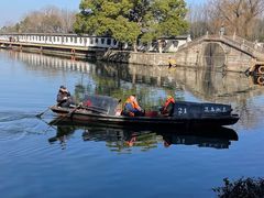 -绍兴东湖风景区
