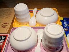 餐具摆设-胖哥俩肉蟹煲(昆山金鹰店)