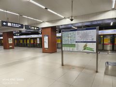 -白石桥南(地铁站)