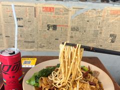 -方铲铲·成都板凳面(滨江银泰店)