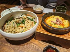 鸡丝凉米线-云海肴·汽锅鸡·云南菜(美罗城店)