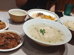 -陆家嘴空中步行连廊