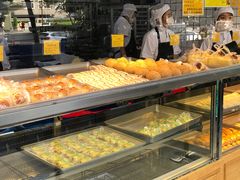 红豆Q果-鲍师傅糕点(江苏路店)