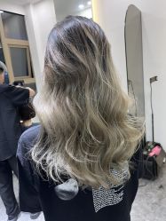 -V8潮牌·接发烫染连锁