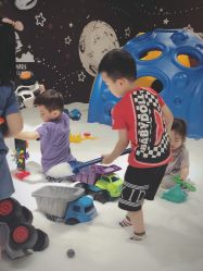 -MINI MARS KIDS CLUB亲子家庭中心(长宁天山店)