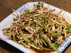 莴笋拌折耳根-阿婉贵州苗家酸汤鱼(梅林店)