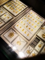 -周大福CHOW TAI FOOK(万象城店)