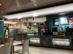 -金马门国际美食百汇(珞喻路店)