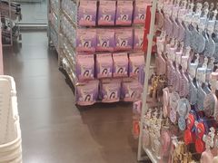 -名创优品(天津市河东万达广场店)