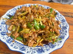 -杨老大生皮白族菜