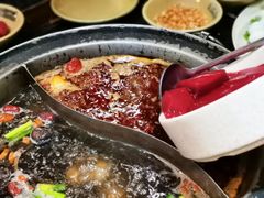 屠场鲜鸭血-唇辣号重庆老火锅(亦庄店)