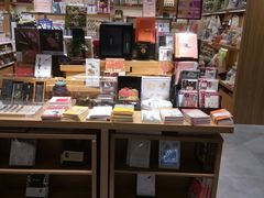 -百新书局(尚悦湾店)