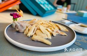 Cantonese Steamed Chicken