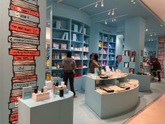 -乐蓬马歇百货公司(Rive Gauche)