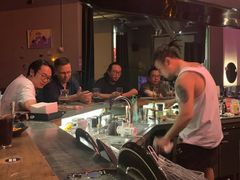 -TASTE ROOM Bar