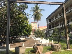 -吐斯廉屠杀博物馆