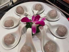 潮汕手锤生牛肉丸-犇鼎牛潮汕牛肉火锅(新辰里学清路店)