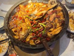 -鸣记脆皮烤鱼(三八广场店)