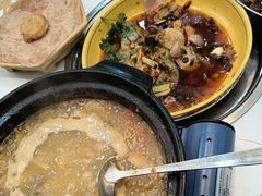 -休记光头香辣蟹干锅(绵竹店)