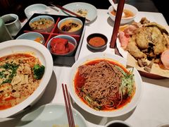 -江城小馆陕南妈妈菜·全球旅行餐厅(钟楼店)