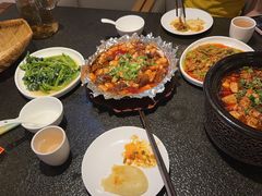 -万重锦·人文川菜馆(骡马市店)