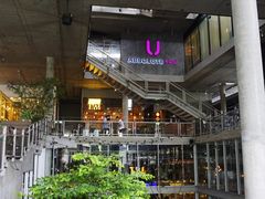 -ROAST coffee & eatery