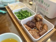 -鲁南仔·滕州炒鸡(经三路店)
