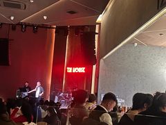 -TZ House音乐现场(来福士中心店)