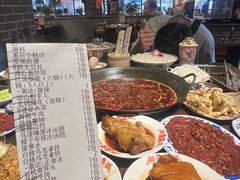 -萍姐火锅·公路夜市(武汉首店)