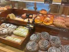 -小飞象面包公社(珠江路金鹰店)