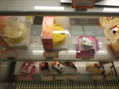 草莓双层芝士蛋糕-BreadTalk面包新语·烘焙蛋糕(佐阾虹湾购物中心店)