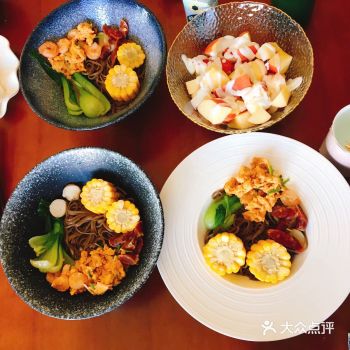 面是让人充满幸福感的碳水 扬州的面也分好多不同的派系