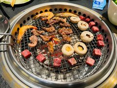 -何发发和牛烧肉·鳗鱼榴莲放题自助(乐峰广场店)