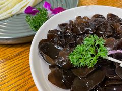 黑木耳-春记潮汕牛肉火锅