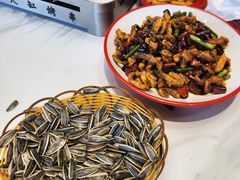 -杨家崴子碳缸烧烤(东三马路店)