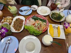 -Kat's Kitchen