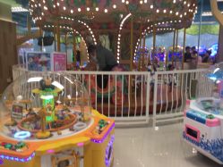 -莫莉幻想儿童乐园(武汉保利广场店)