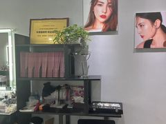 -ME觅妆·定制美妆·彩妆私教(菱角湖店)