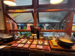 -银米·云南传统过桥米线(双廊黑金冠店)