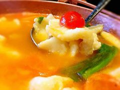 版纳野果酸汤鱼-云海肴·汽锅鸡·云南菜(天山百盛优客店)