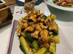 -海派美食·家宴海鲜青岛菜·石锅鲽鱼头(东方城店)