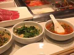 -海底捞火锅鲜切牛肉主题店(长寿路店)
