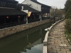 景点河边-张家港凤凰山景区恬庄古街