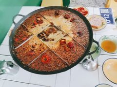 红汤锅底-石灰市老火锅(北滨路店)
