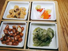 -九锅一堂酸菜鱼(新南凯德直营店)