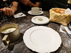 -LESCEDARS  Bistro香柏树(外滩店)