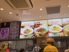 -小杨生煎(金山百联购物中心3楼店)