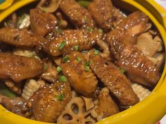 -多嘴肉蟹煲(万达店)